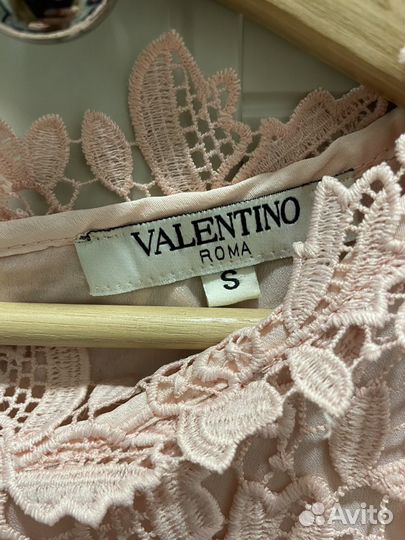 Красивое вечернее / коктейльное платье Valentino