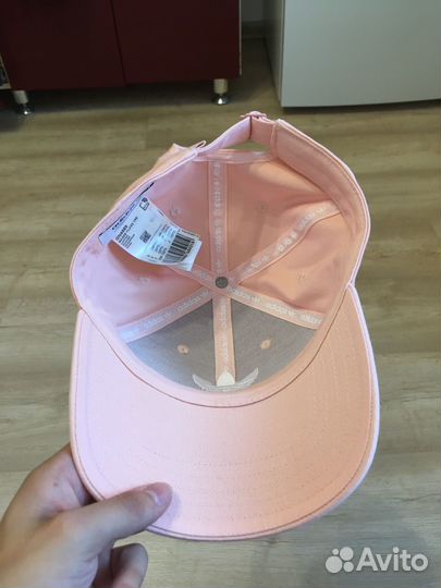 Бейсболка adidas женская