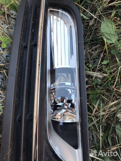 Правый дневной ходовой огонь на Пассат б 7