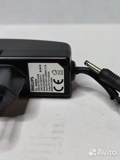 Блок питания 5V 500mA Philips AC Adaptor AD2880032