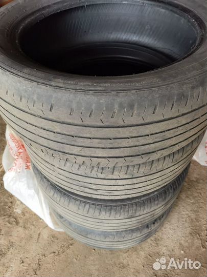 Bridgestone Dueler H/L 245/50 R20