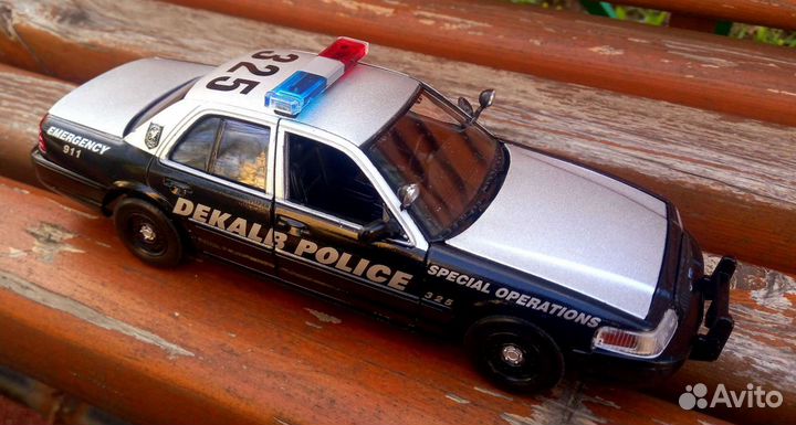 Ford crown victoria 1/24