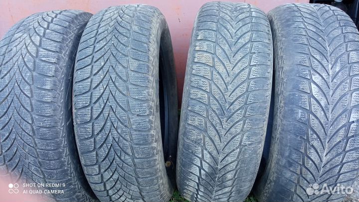 Goodyear UltraGrip Ice 2 215/65 R16
