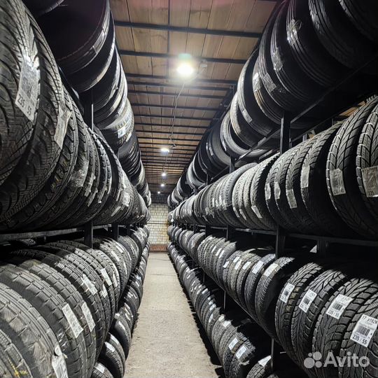 Bridgestone Ice Cruiser 7000 205/60 R16 92T