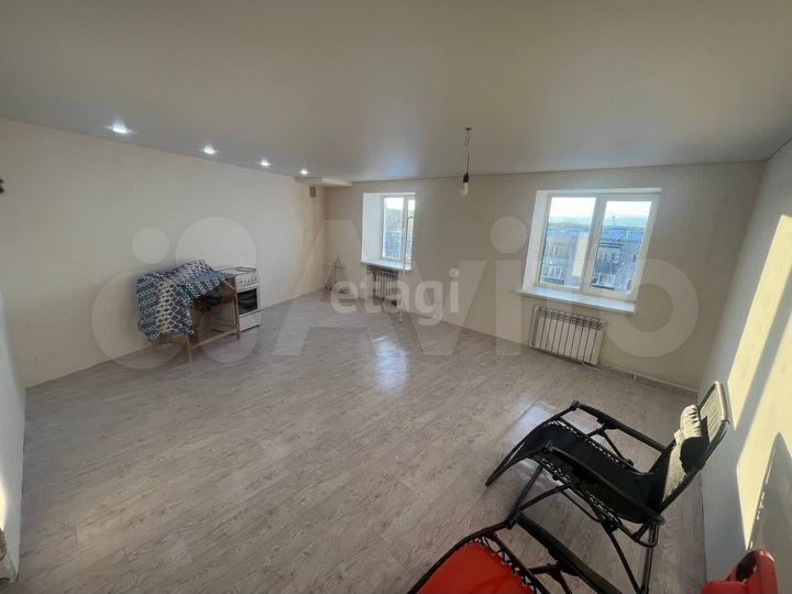 3-к. квартира, 79 м², 5/5 эт.