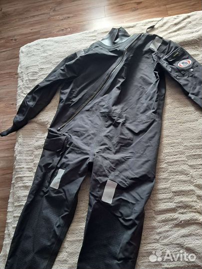 Сухой гидрокостюм Ursuit размер XL