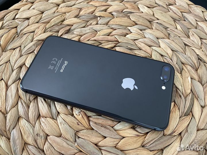 iPhone 8 Plus, 128 ГБ