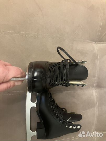 Коньки фигурные wifa 32