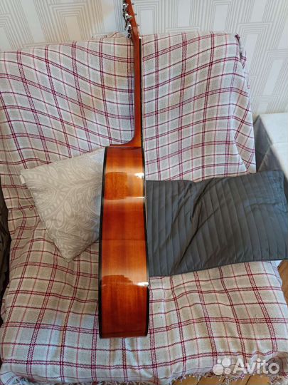 Акустическая гитара yamaha f600