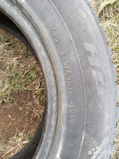 Goodyear Wrangler HP 235/65 R17 104V