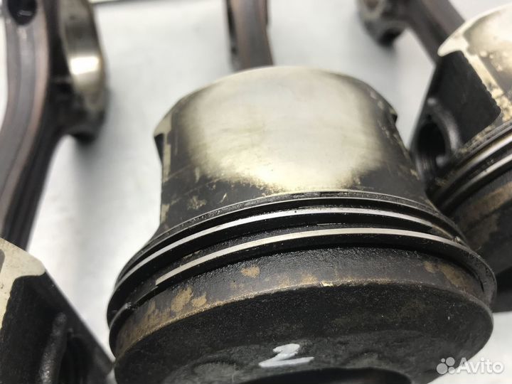 Поршень с шатуном Toyota Gaia 2001 г.в