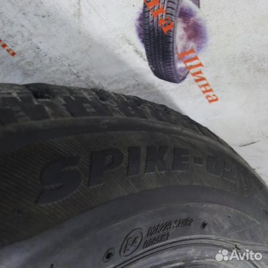 Bridgestone Blizzak Spike-02 205/55 R16