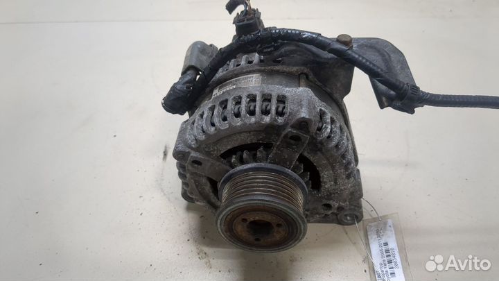 Генератор Toyota Yaris, 2010