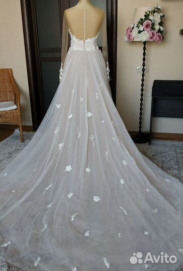 Новое свадебное платье 42 - 44