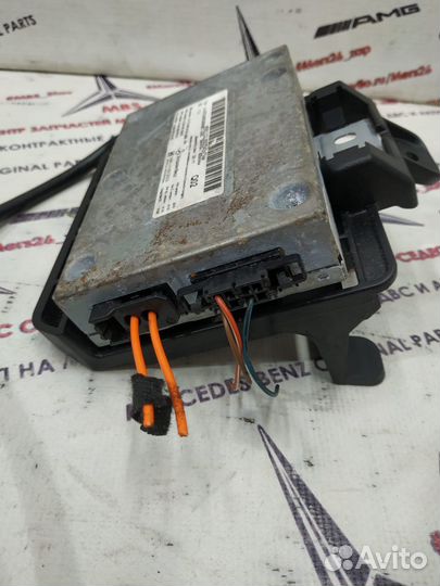Блок магнитолы w204 Mercedes
