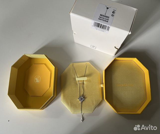 Новая оригинальная подвеска Сваровски Stella
