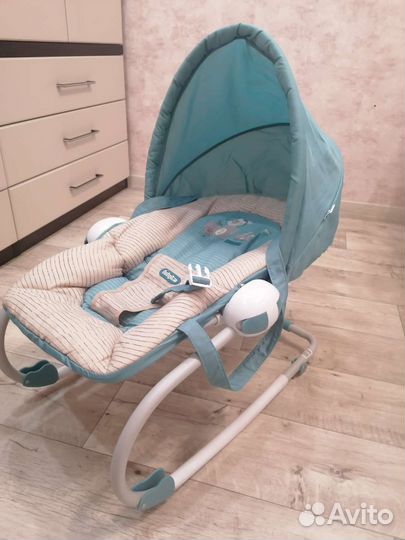 Шезлонг детский