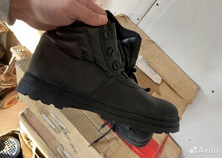 Продам ботинки рабочие кожаные
