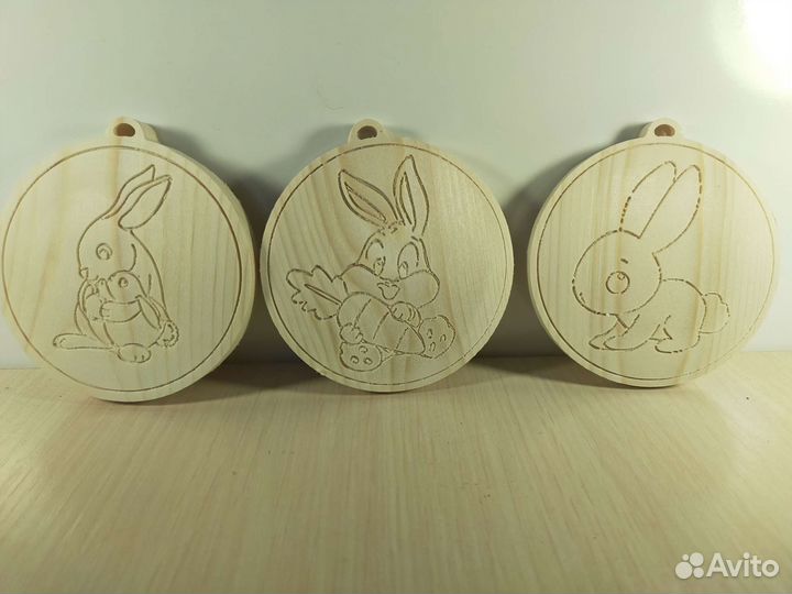Елочные игрушки