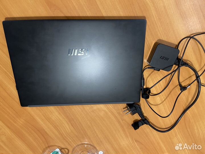 Ноутбук MSI modern 15 MS-15H1