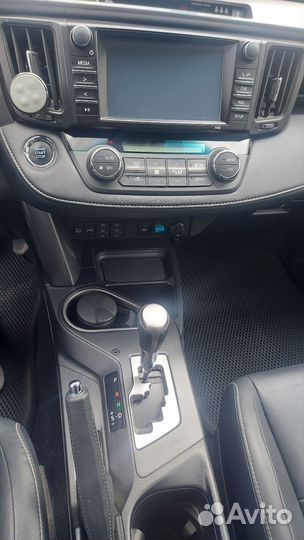 Toyota RAV4 2.5 AT, 2017, 73 300 км