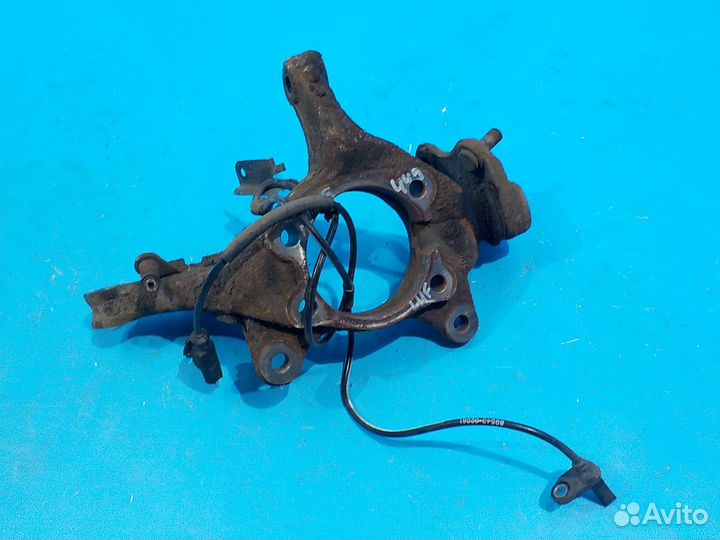 Поворотный кулак передний левый toyota Auris (E15) 2006-2012