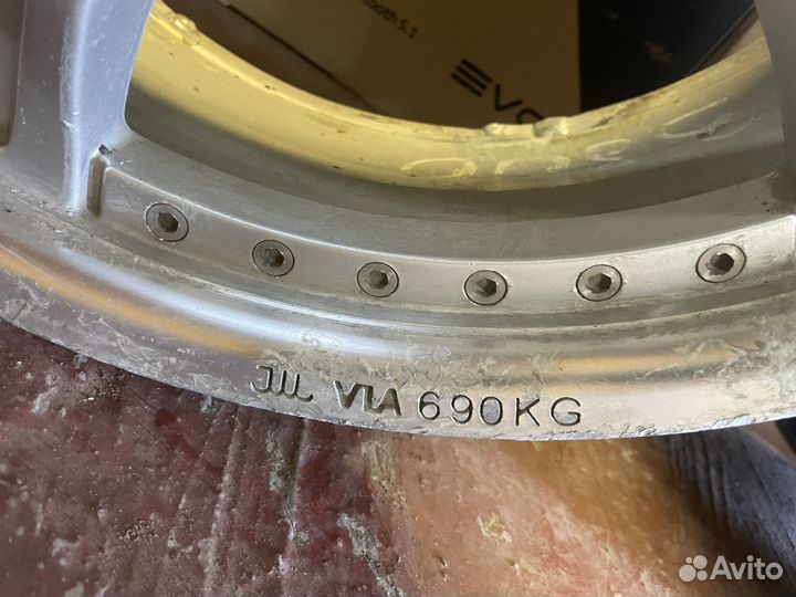 Литые диски r18 momo