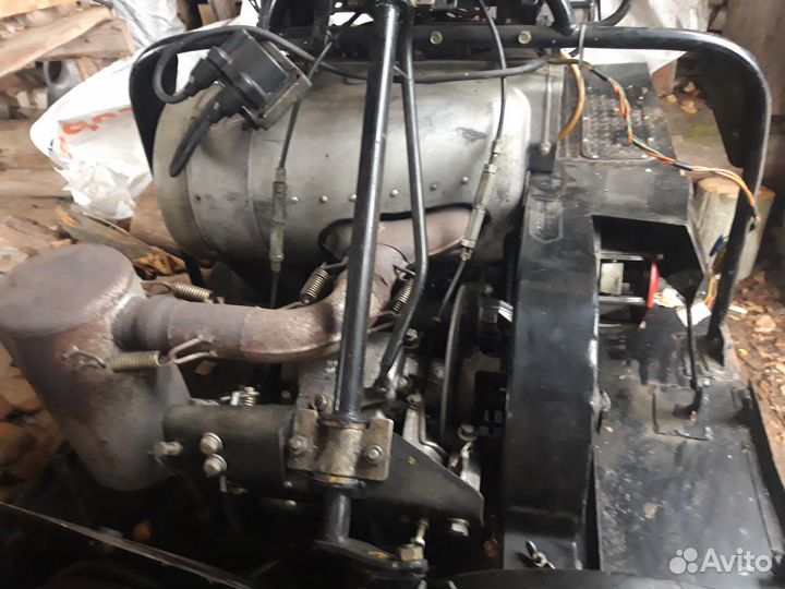 Продам снегоход буран