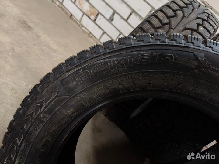 Nokian Tyres Hakkapeliitta 5 225/65 R17 106T