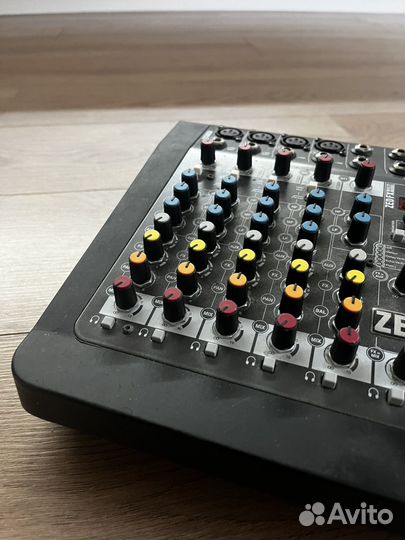 Allen & Heath ZEDi-10FX