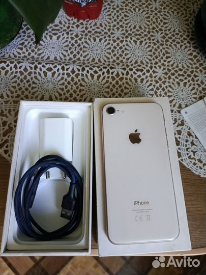 iPhone 8, 64 ГБ