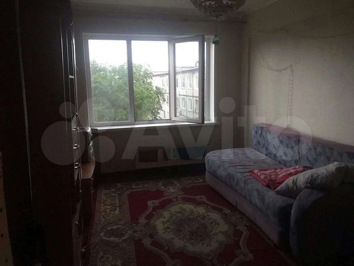 Комната 14 м² в 4-к., 5/5 эт.