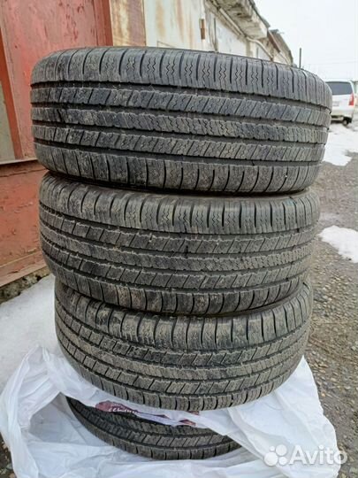 Goodyear Assurance TripleTred All-Season 235/55 R17