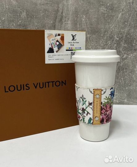 Фарфоровый стакан louis vuitton