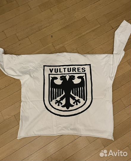 Лонгслив vultures