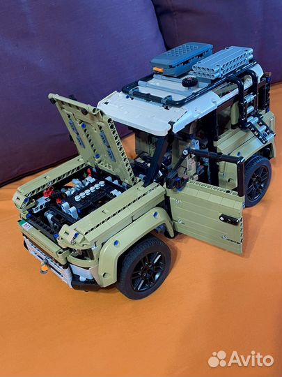 Lego technic 42110 land rover defender