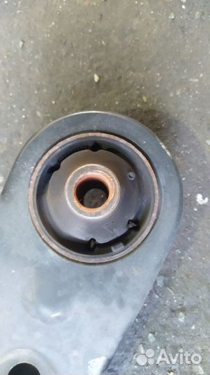 Рычаги комплект передние Toyota Estima GSR50