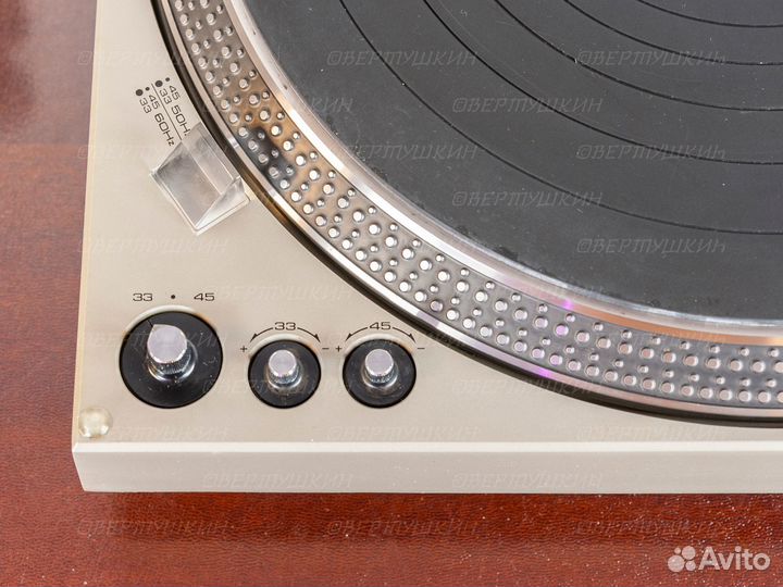 Technics SL-1600 виниловый проигрыватель