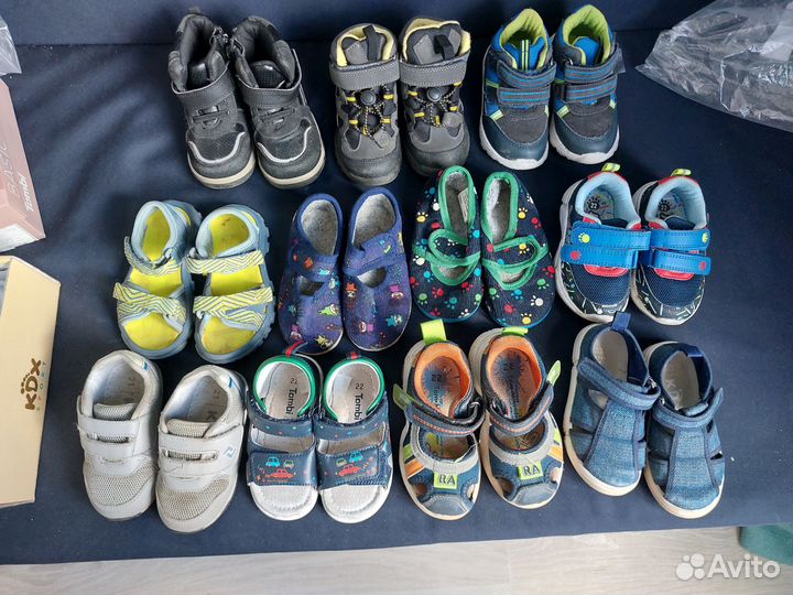 Обувь на мальчика сандали, кроссовки 22/23