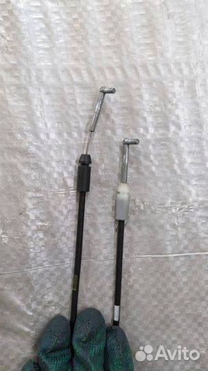 Замок двери передней левой Hyundai Tiburon 2005