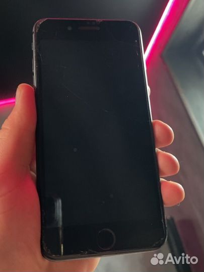 iPhone 8 Plus, 64 ГБ