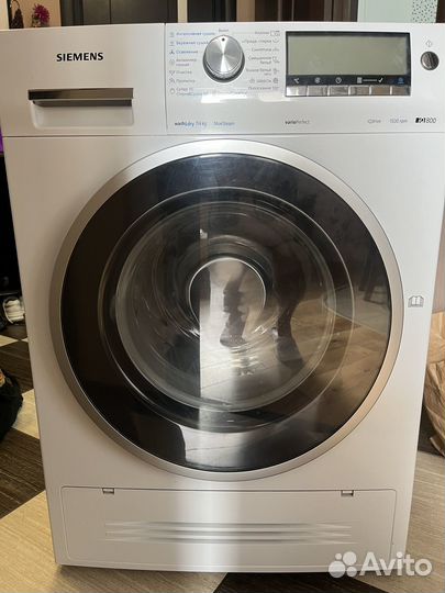 Стиральная машина с сушкой Siemens iq800