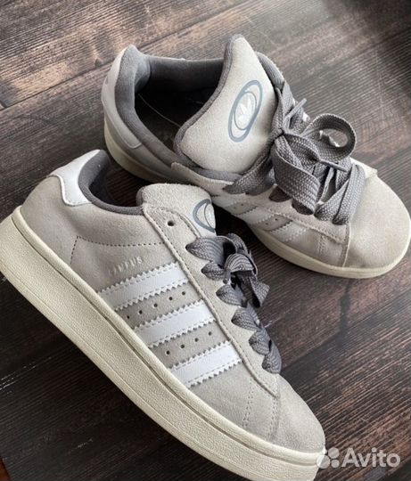 Кроссовки adidas