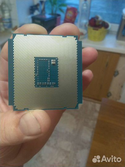 Процессор Xeon E5 2697v3