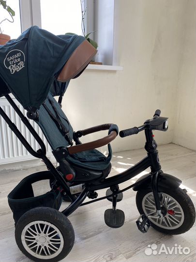 Трехколесный велосипед с ручкой