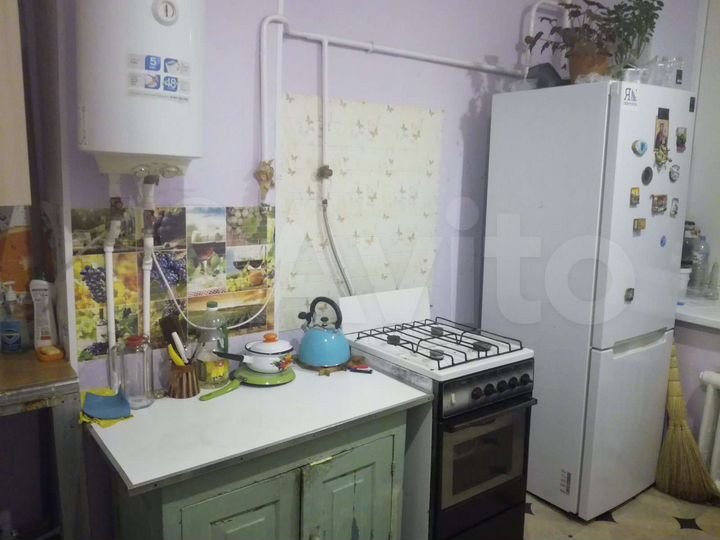 Комната 20 м² в 3-к., 1/2 эт.