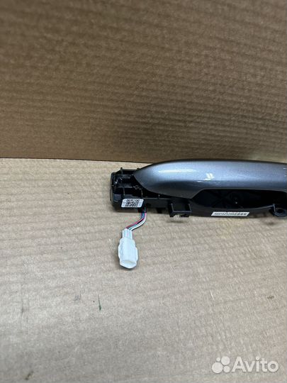 Ручка двери передняя левая Geely Coolray SX11