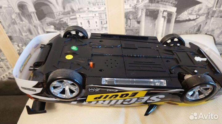 Радиоуправляемая машинка дрифт