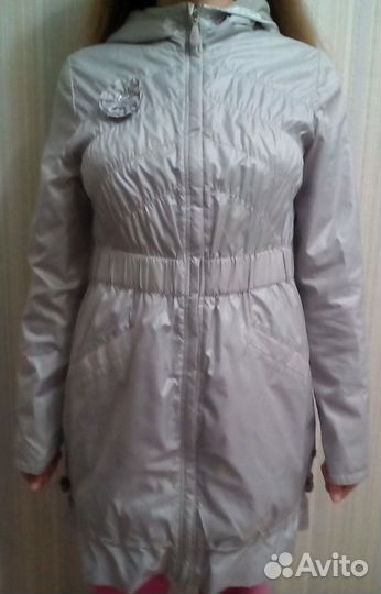 Продам плащ на девочку
