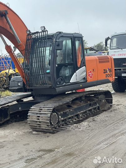 Гусеничный экскаватор Hitachi ZX200-5G, 2019